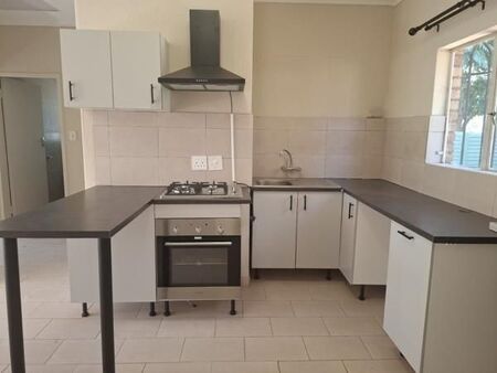2 Bedroom Townhouse in Montana Park