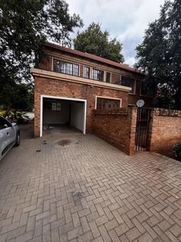 3 Bedroom Duplex in Amandasig