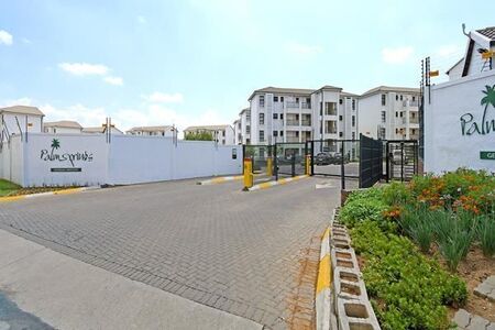 1 Bedroom Apartment in Cosmo City