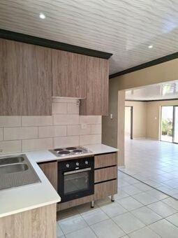 2 Bedroom Townhouse in Waverley