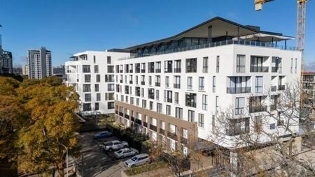 Studio Apartment in Rosebank