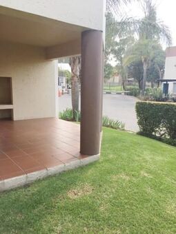 1 Bedroom Townhouse in Bedford Gardens