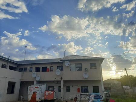 1 Bedroom Apartment in Strand South