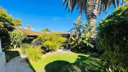 4 Bedroom House in Kirstenhof