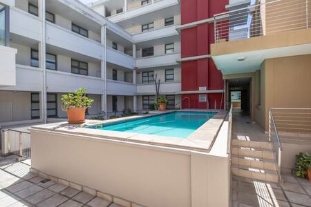1 Bedroom Apartment in Muizenberg