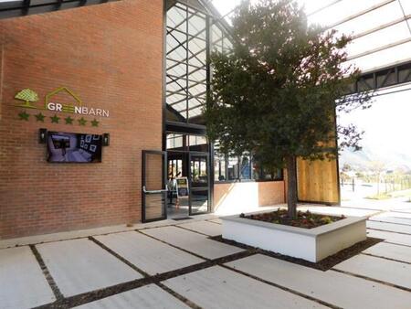 2 Bedroom Apartment in Mountainside