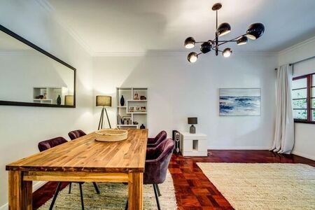 2 Bedroom flat to rent in Kenilworth Upper, Cape Town