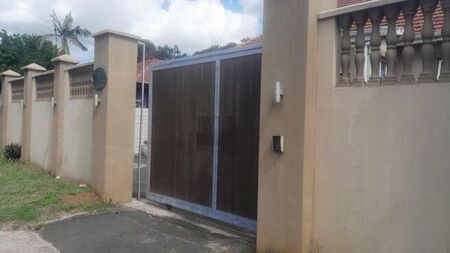 3 Bedroom house to rent in Bluff, Durban