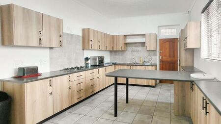 5 Bedroom house to rent in Wellington Central