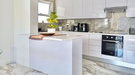 1 Bedroom apartment to rent in Glencairn Heights, Simons Town