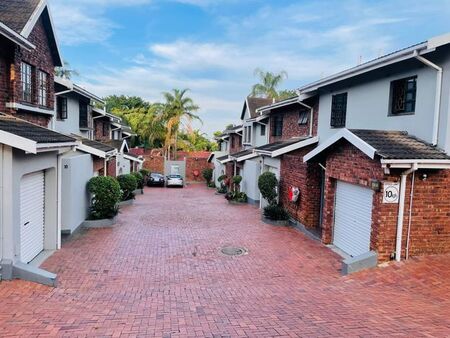 3 Bedroom apartment to rent in Bulwer, Durban