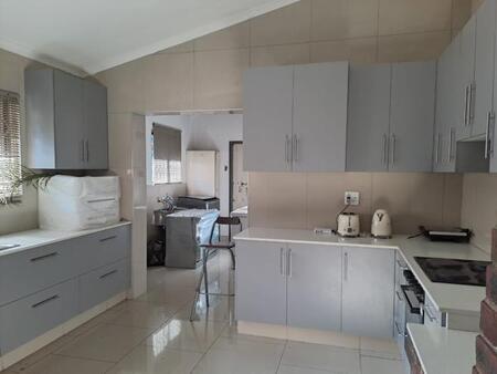 3 Bedroom House in Hatton Estate