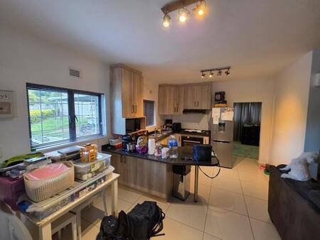 2 Bedroom Flat in Mount Vernon