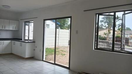2 Bedroom Apartment in Pinelands