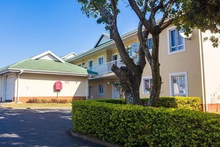 2 Bedroom Apartment in Mount Edgecombe