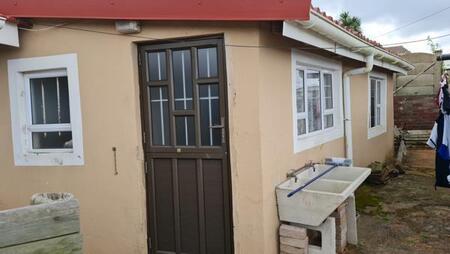 1 Bedroom House in Montclair