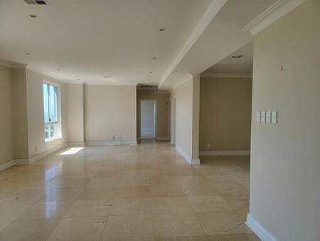 4 Bedroom Apartment in Morningside