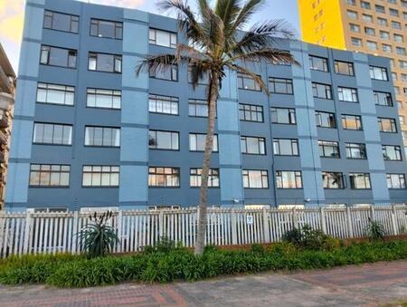 2 Bedroom Apartment in Amanzimtoti