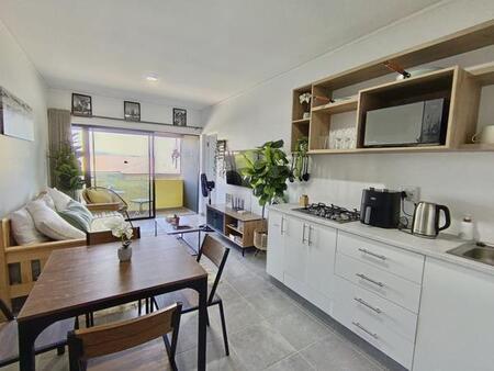 1 Bedroom Apartment in Sheffield Beach