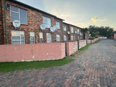 2 Bedroom Townhouse in Georginia