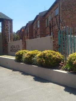 2 Bedroom Apartment in Grobler Park