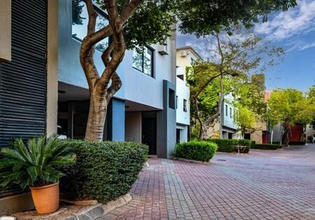 3 Bedroom House in Lombardy Estate