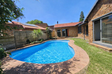 3 Bedroom House in Radiokop