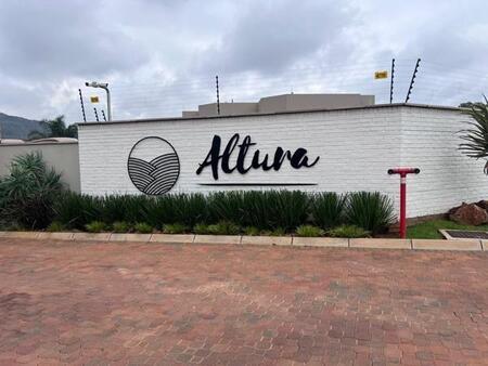 3 Bedroom Apartment in Ruimsig