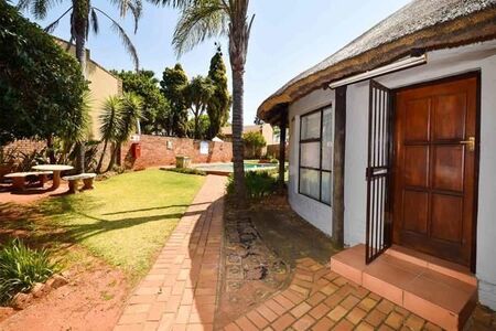 2 Bedroom Apartment in Wilgeheuwel