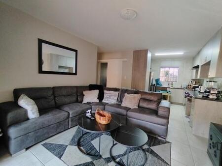 2 Bedroom Apartment in Helikon Park