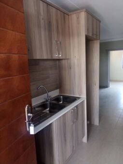 2 Bedroom Apartment in Andeon Ah