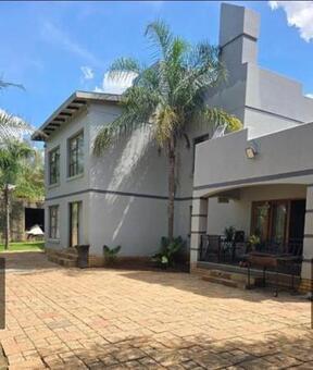 3 Bedroom Townhouse in Roodeplaat
