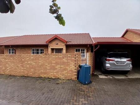 2 Bedroom Townhouse in Equestria
