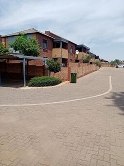 2 Bedroom Apartment in La Montagne