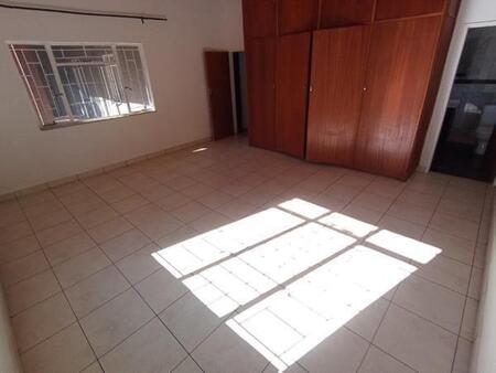 6 Bedroom House in Brooklyn