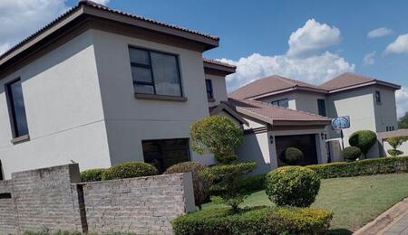 3 Bedroom House in Montana Park