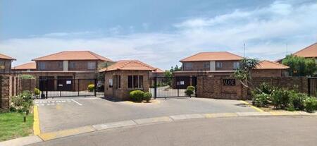 3 Bedroom Townhouse in Annlin