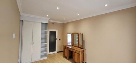 1 Bedroom House in Ferndale