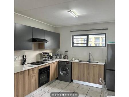 2 Bedroom Apartment in Linbro Park