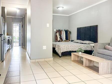 Studio apartment in Fourways