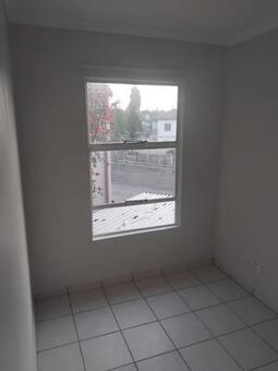 2 Bedroom Apartment in Melrose