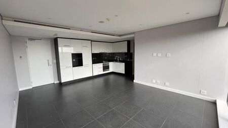 2 Bedroom Apartment in Rosebank