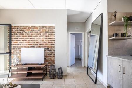 2 Bedroom Apartment in Rosettenville