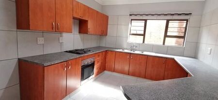 2 Bedroom Apartment in Winchester Hills