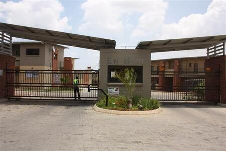 2 Bedroom Flat in Rynfield