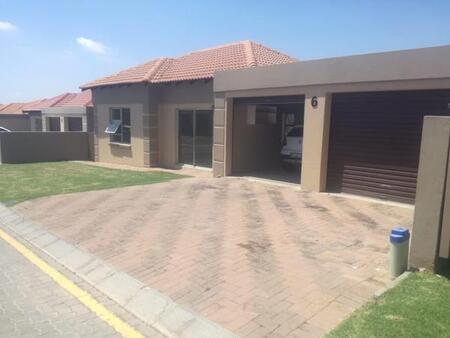 2 Bedroom House in Birchleigh