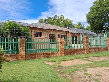 3 Bedroom House in Hurlyvale