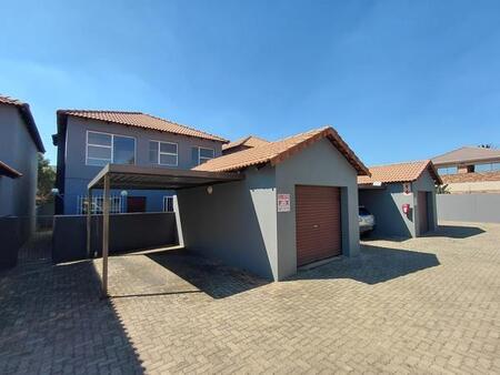 3 Bedroom Cluster in New Redruth