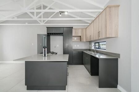 3 Bedroom House in Fairview