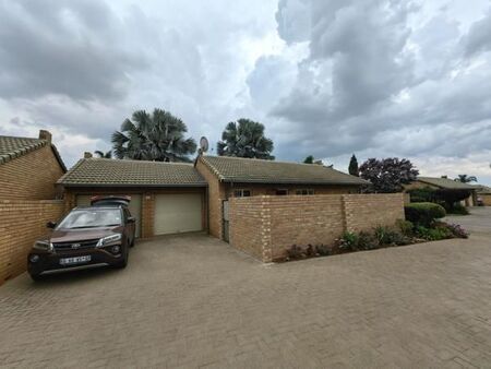 2 Bedroom Townhouse in Eldoraigne